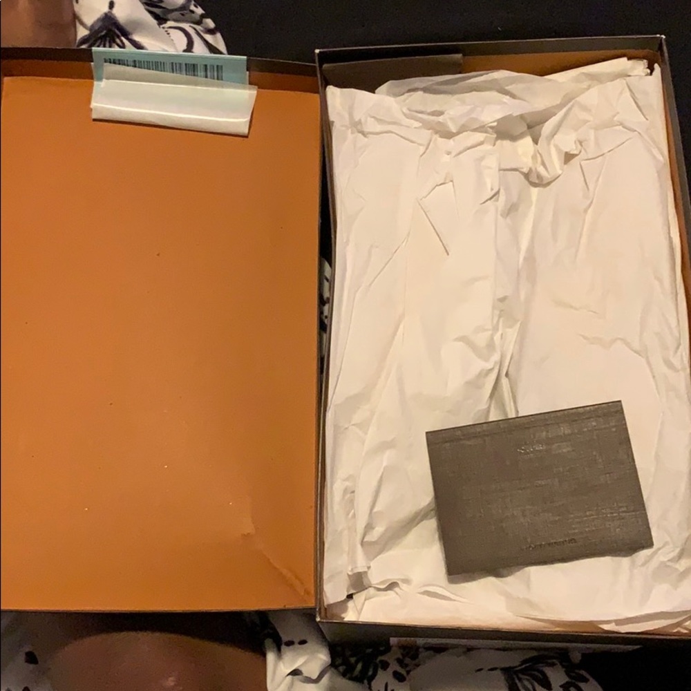 Louis Vuitton Front Row Sneaker